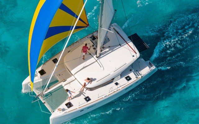 Combining the Best of Sailing in the Caribbean and Excellent Massage Services